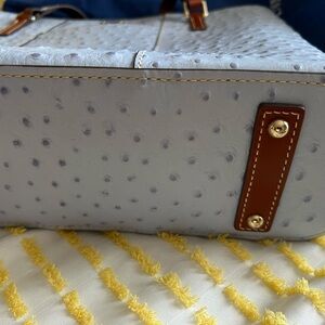 Dooney & Bourke Handbag & Wallet